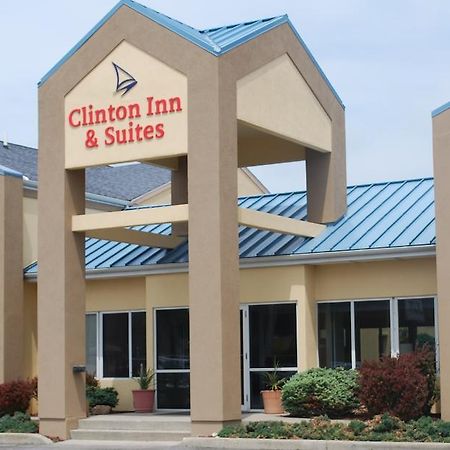 Clinton Inn & Suites Port Clinton Exterior photo